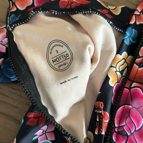 Mott50 Mommy & Me Family Matching bathing suit - Picture 6 of 7